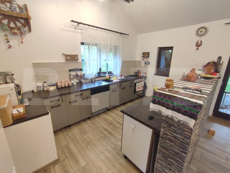 Casa de vacanta si anexe in  Stulpicani - 7