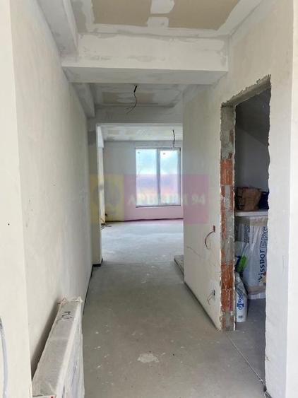 Casă individuală cu 4 camere cu Canalizare în Dimieni