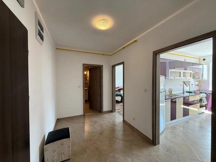 Apartament cu 2 camere decomandat în Pietroasa