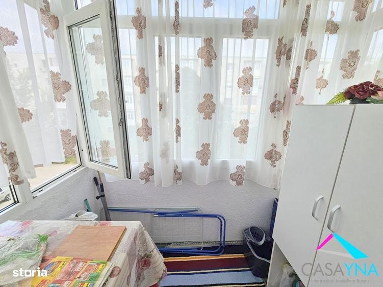 3 Camere Zona Mioritei ( Costache Negri), etaj 2. - 2