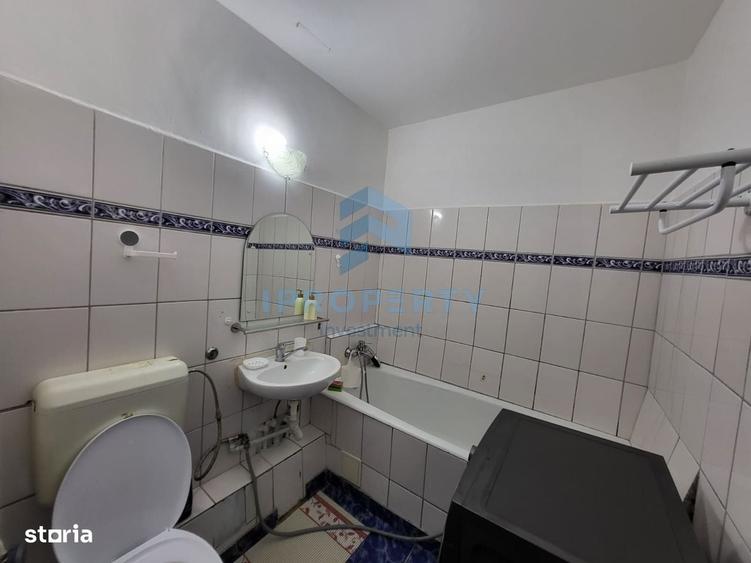 Garsonieră în Titan