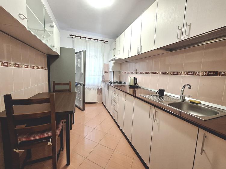 Apartament cu 2 camere decomandat, mobilat în Florești