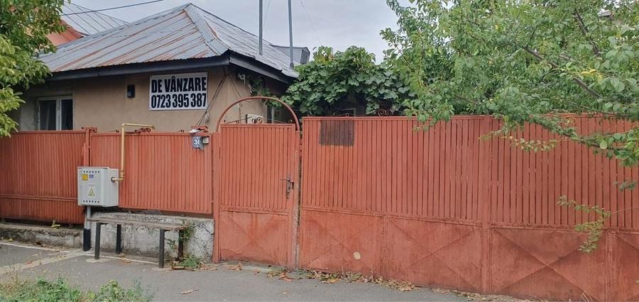 Casă cu 4 camere în Central
