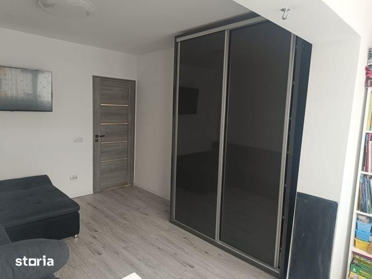 Apartament cu 2 camere decomandat în Între Lacuri