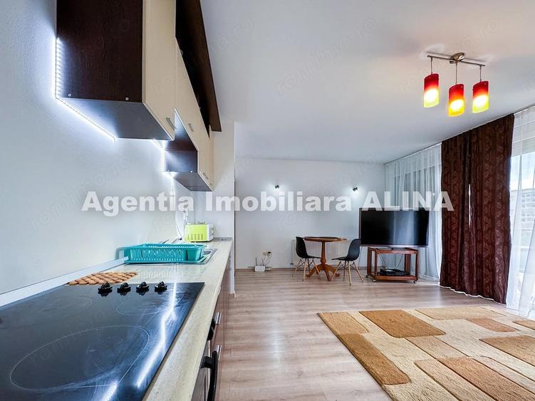 Garsonieră decomandată în Piața Centrală