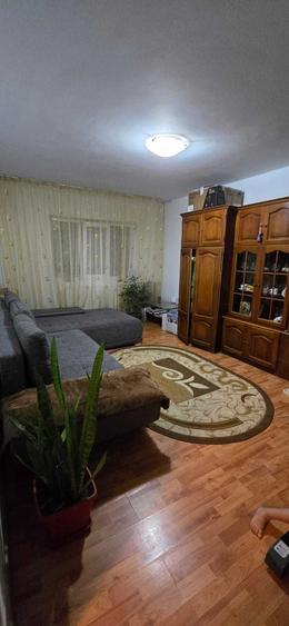 De vanzare apartament 2 camere - 6