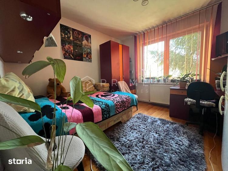 Apartament cu 3 camere decomandat în Sângeorgiu de Mureș