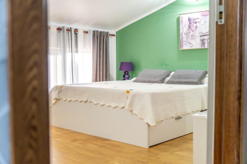 Duplex cu 4 camere cu Teren 157 Mp în Nord