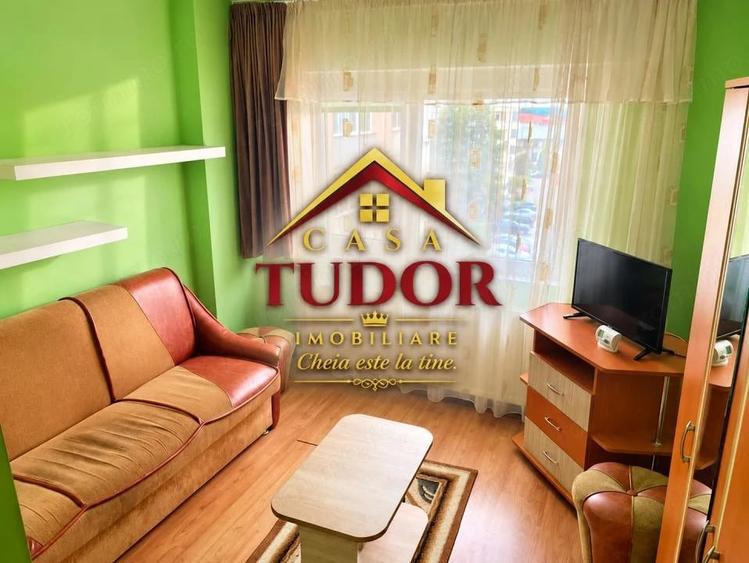 Apartament cu 2 camere decomandat în Broșteni (Costești)