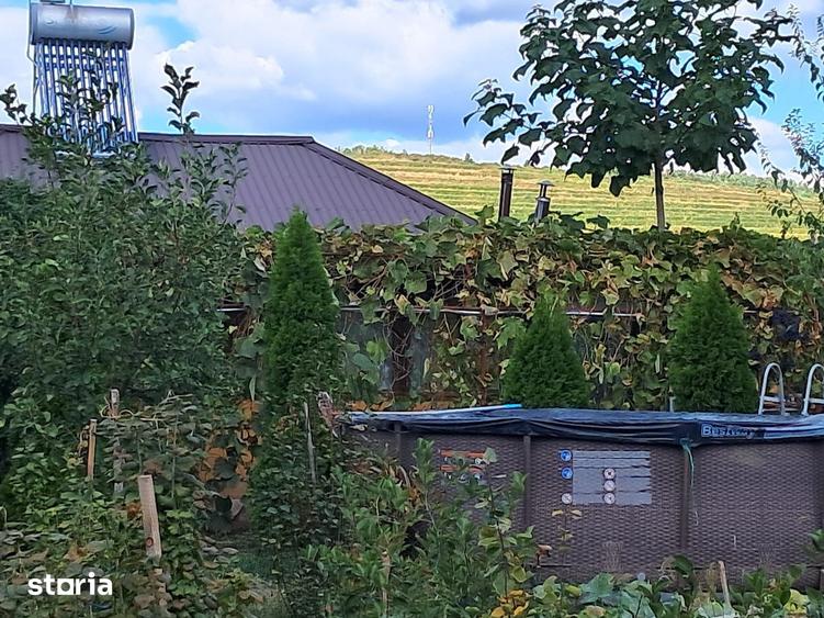 Casă cu 2 camere cu Teren 1000 Mp în Merei