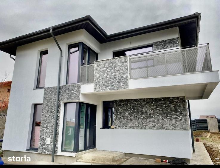 Casă cu 4 camere cu Teren 404 Mp în Bârnova