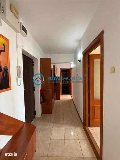 Apartament cu 2 camere decomandat, mobilat în Ultracentral
