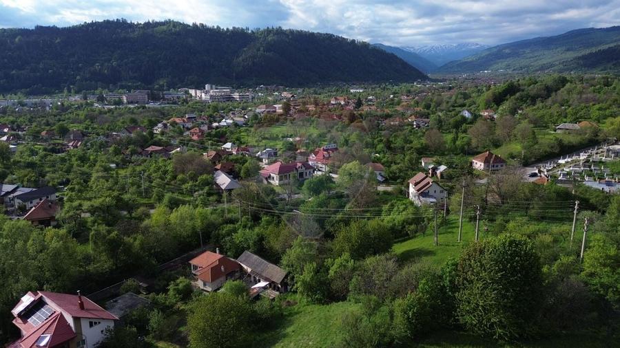 Teren Construcții intravilan de 3234 mp, în Lerești