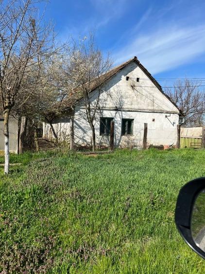 Casă individuală cu 2 camere cu Teren 2000 Mp în Ghilad