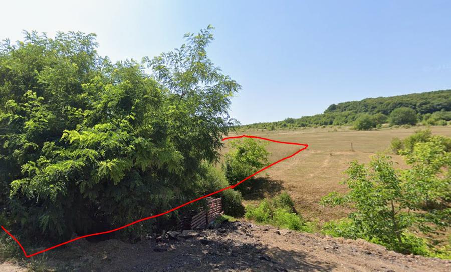 Teren Construcții intravilan de 2300 mp, în Bozeni