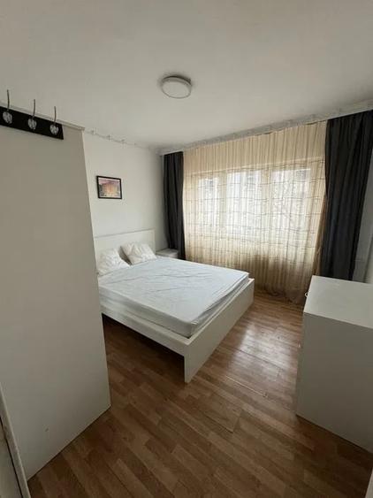 Apartament cu 4 camere decomandat, mobilat în Pantelimon