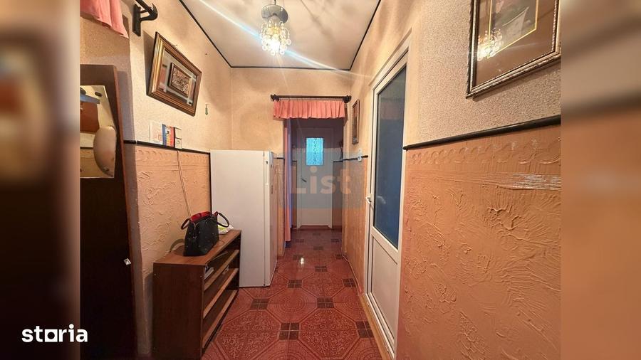 Apartament cu 2 camere decomandat în Piața Centrală