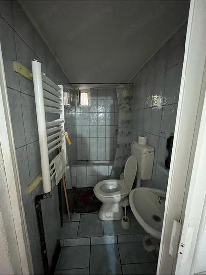 Garsonieră decomandată în Central
