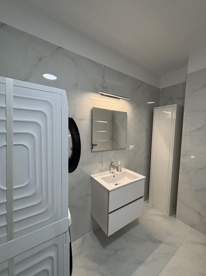 Apartament cu 2 camere decomandat, mobilat în Aradului