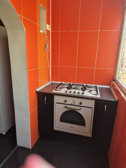 Propietar inchiriez apartament 2 camere - 5