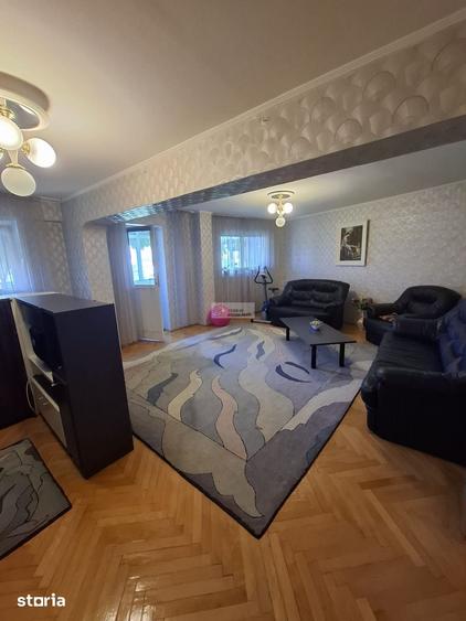Apartament cu 4 camere în Central