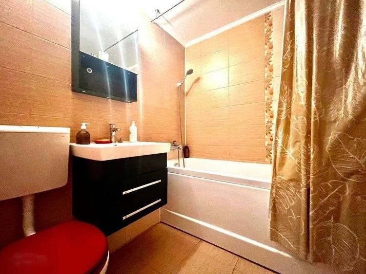 Apartament cu 3 camere decomandat, mobilat în Dristor