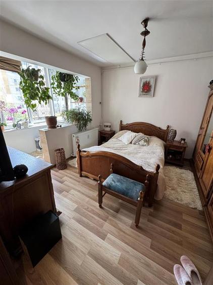 Apartament cu 3 camere circular în Berceni