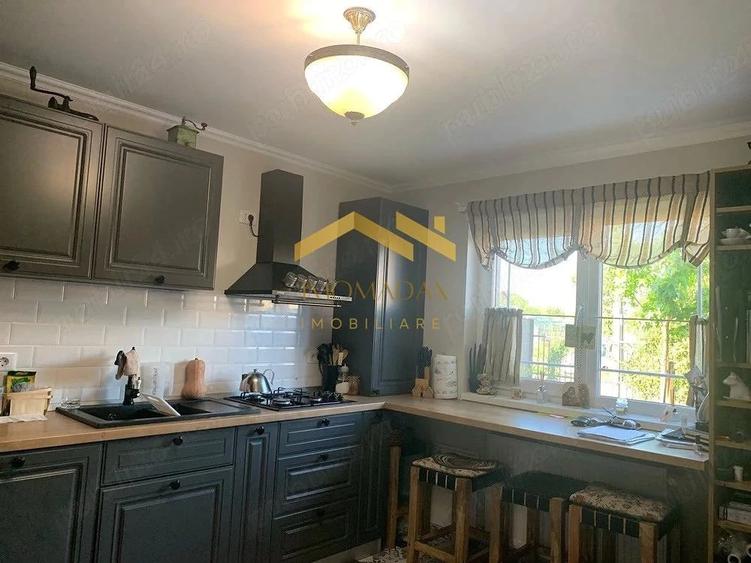 Casă cu 4 camere cu Teren 250 Mp în Utvin