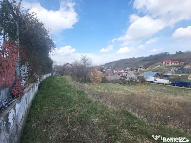 Teren de 1061 mp, în Rediu