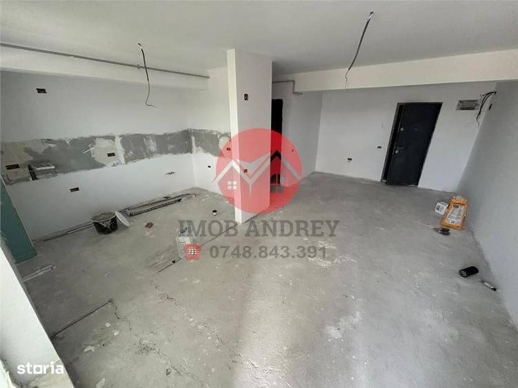Apartament cu 2 camere decomandat în E3