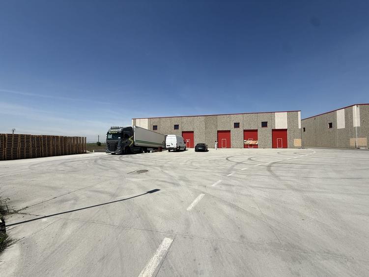 Spațiu industrial, de 5,000 mp, în Centura Vest
