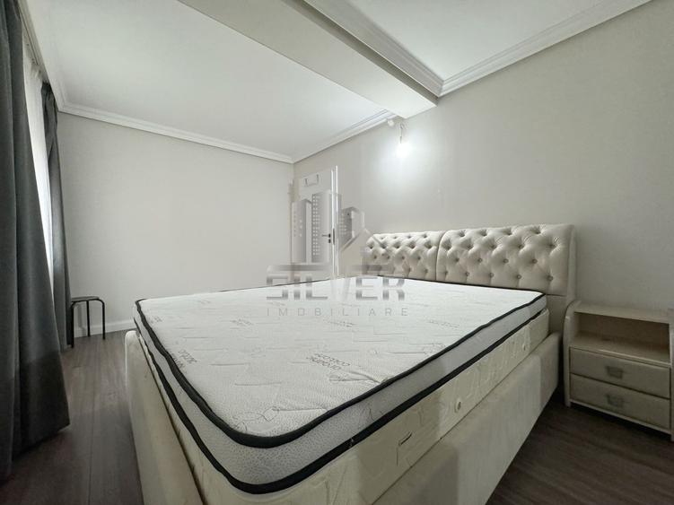 Duplex cu 3 camere cu Canalizare în Florești