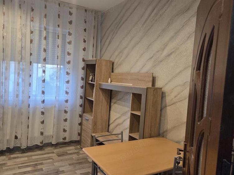 Garsonieră decomandată în Micro 40