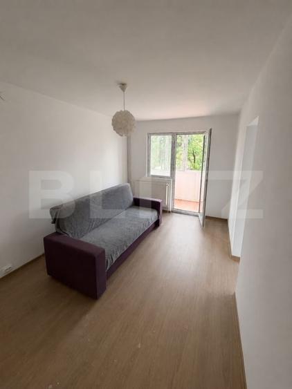 Apartament 3 camere semidecomandat, 50 mp, etaj 2, zona Dambul Pietros - 1