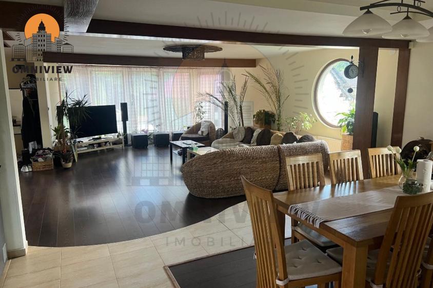 Casă individuală cu 5 camere cu Piscina în Tărlungeni
