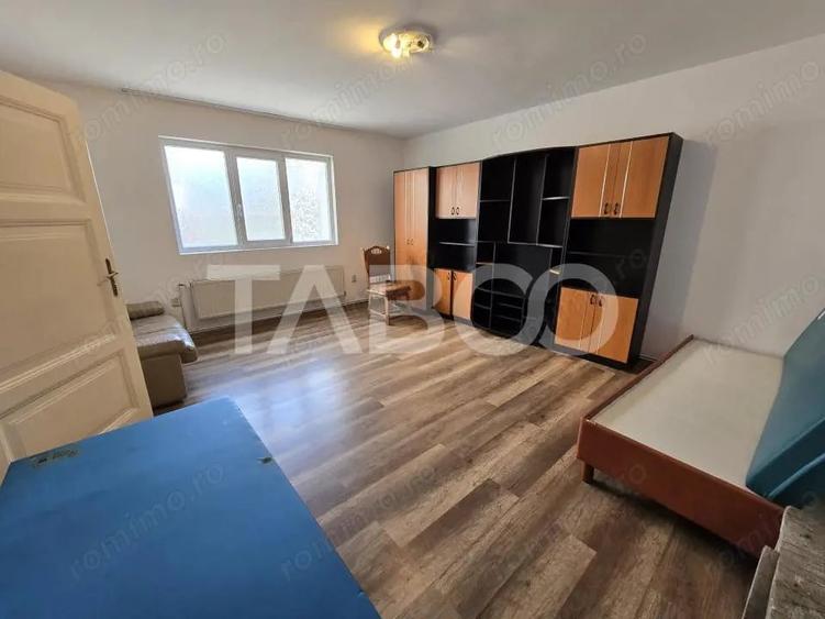 Apartament decomandat 93 utili curte proprie pivnita Sub Arini Sibiu - 3