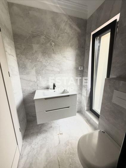 Casă individuală cu 4 camere cu Canalizare în Ciarda Roșie