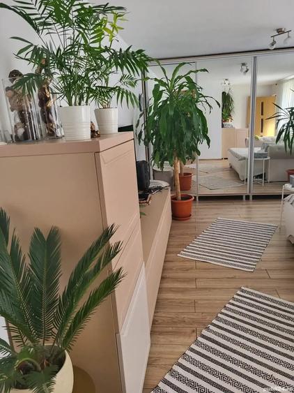Casă cu 4 camere cu Teren 700 Mp în Central