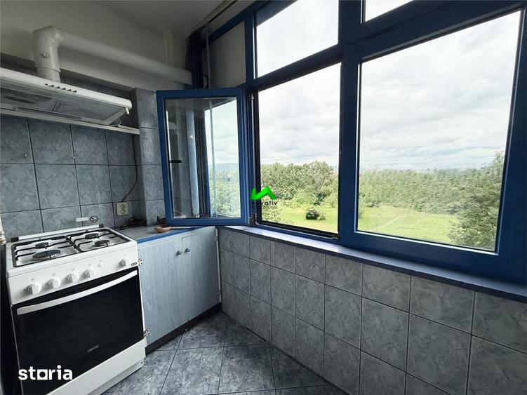 Apartament cu 2 camere decomandat, mobilat în Vasile Aaron