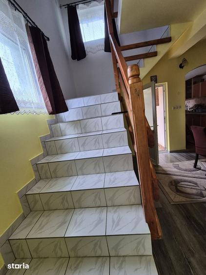 Casă cu 4 camere cu Teren 1400 Mp în Palazu Mare