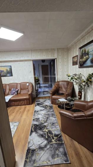 Apartament cu 3 camere semidecomandat, mobilat în Ghencea