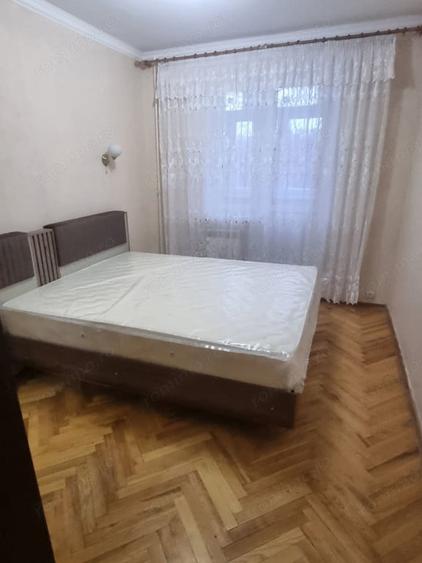 Apartament 3 camere zona Aparatorii Patriei - 1