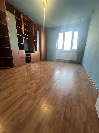 Apartament cu 2 camere decomandat, mobilat în Circumvalațiunii