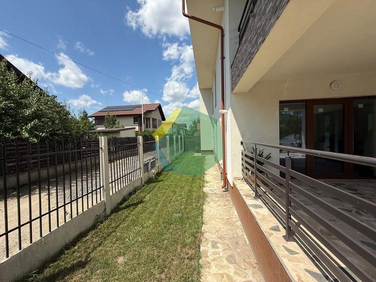 Apartament cu 4 camere semidecomandat, mobilat în Odăile