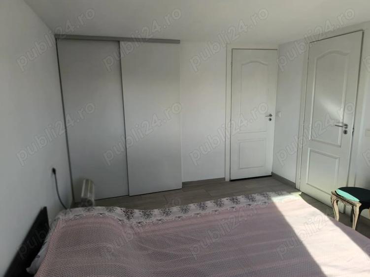 Casă cu 6 camere cu Teren 647 Mp în Central