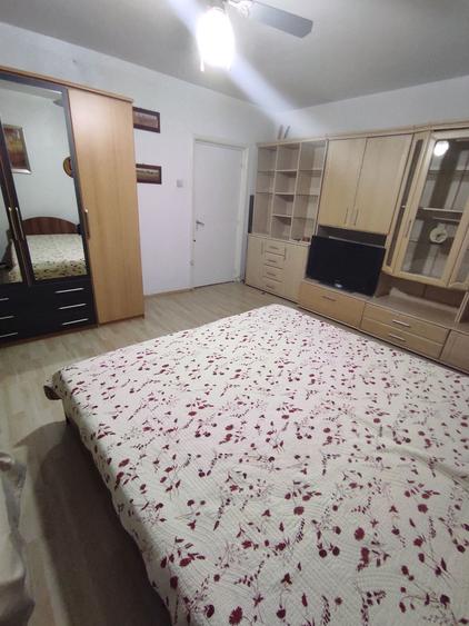 Garsonieră decomandată în Colentina