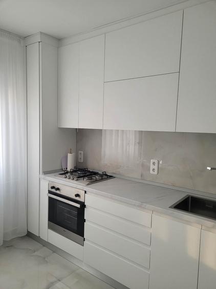 Apartament cu 2 camere semidecomandat în Timpuri Noi