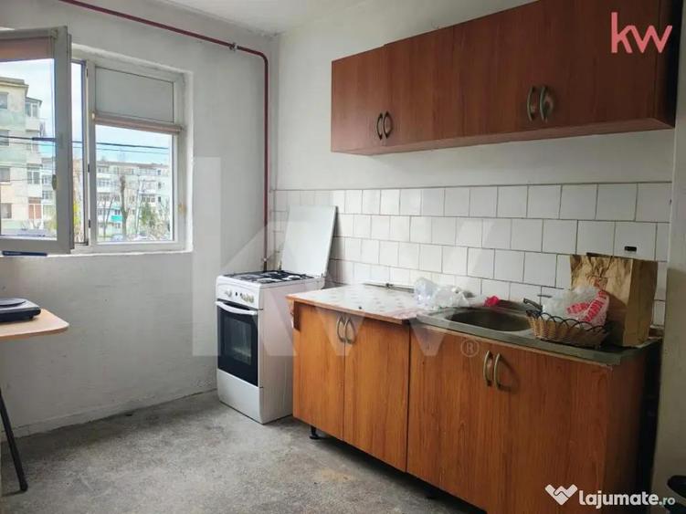 Apartament cu 2 camere semidecomandat în Central