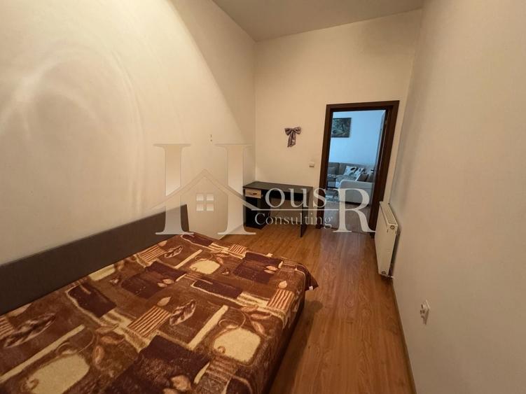 Apartament cu 3 camere semidecomandat, mobilat în Central
