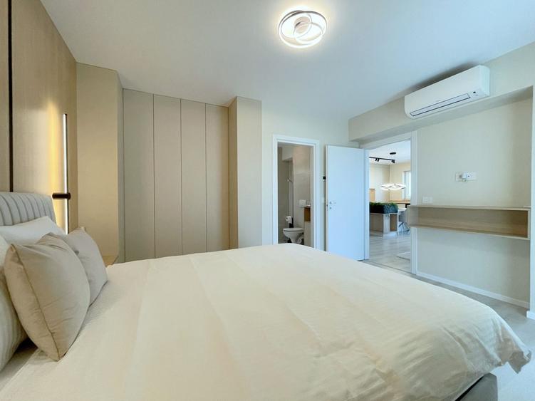 Apartament cu 3 camere decomandat, mobilat în Lipovei